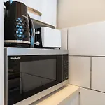 Berries 1-br In Apartment Larnaca