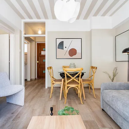 Berries 1-br In Apartment