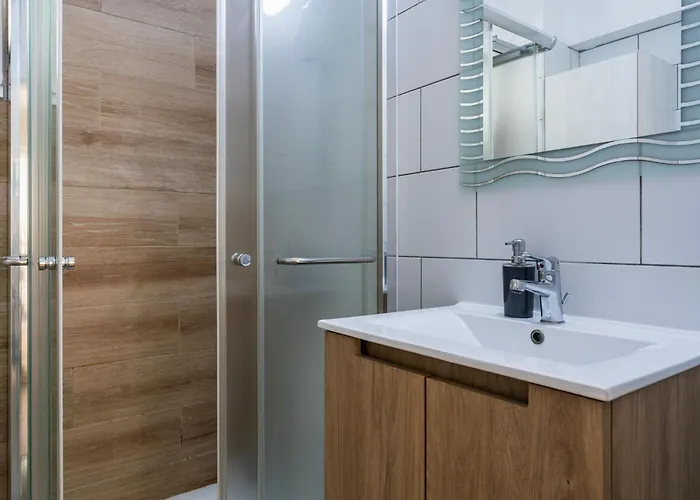 Apartment Berries 1-br In Larnaka